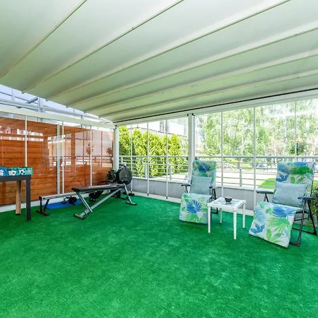 Luxury Yacht Z Tarasem - Neptun Park Jelitkowo By Oneapartments Apartmán