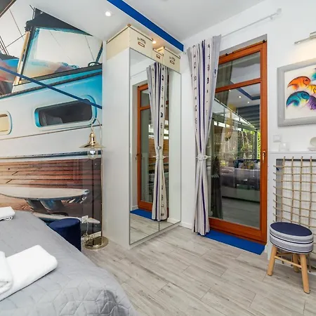 Luxury Yacht Z Tarasem - Neptun Park By Oneapartments * 그단스크